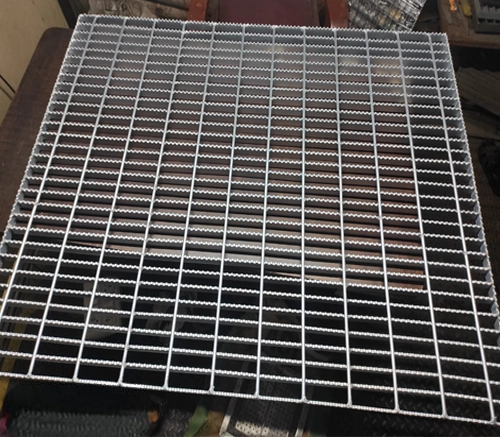Aluminium Gratings