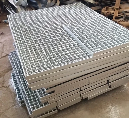 Antiskid Serrated Gratings
