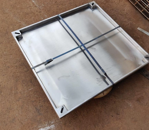 Recessed Manhole covers in GI/SS/Aluminium
